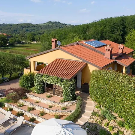 Villa Diora - & *